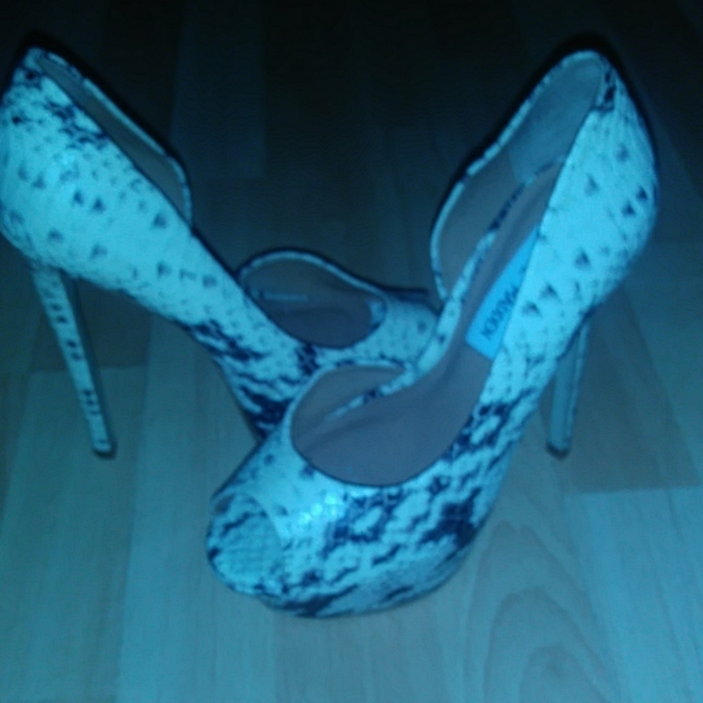 STEVE MADDEN